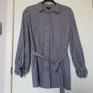 Who What Wear button down blouse